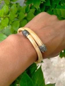 Gelang akar bahar putih alpaka engsel