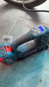 Máy bơm hơi pin BOSHUN BS-BH120 Công suất 120W Áp suất tối đa 120psi Tốc độ bơm hơi: 35L/min Màn hình led