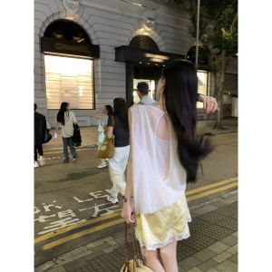 Slanted Hem Floral Bud Asymmetric Hem Textured Sleeveless Fake Two-Piece Knit Top