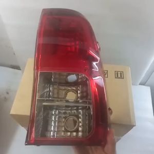 Đèn hậu Toyota Hilux 2015 - 2021. Mã 81551-0K261 81561-0K261. Đèn phanh Toyota Hilux. Hình ảnh là hàng chính hãng