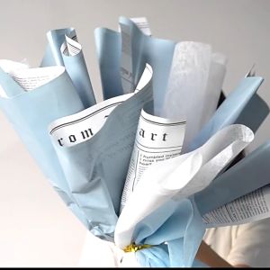 20 LEMBAR Bicolor Buff Newspaper Cellophane Koran Kertas Buket Bunga Wrapping Paper Lembaran Waterproff 6038