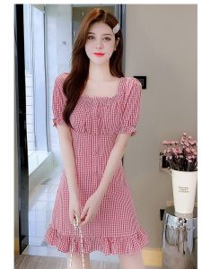 Summer 2024 Plaid Puff Sleeve Dress Womens Sweet Slimming High Waist A-Line Midi Skirt  Style Square Collar Bubble Sleeve