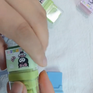 LVYIMAO ยางลบลูกกลิ้งสัตว์น่ารัก 4/1 ชิ้น สำหรับเขียนและแก้ไขสร้างสรรค์ เหมาะสำหรับนักเรียนในโรงเรียนและสำนักงาน ยางลบเครื่องเขียนระดับประถมศึกษา