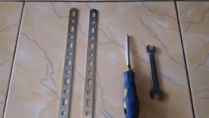 Plat Bolong Serba Guna Breket Serba Plat Bolong Bracket Dudukan Breket Besi Bolong Semua Motor
