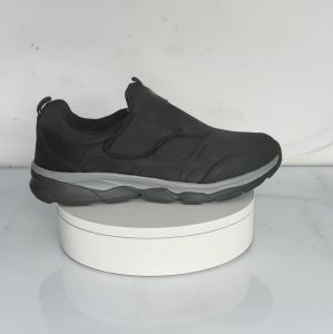 Prelesty Sepatu Hiking Pria Mendaki Pendek Touring Olahraga Sepatu Casual Tanpa Tali Slip On Ringan Empuk Adventure Anti Slip Keren 330