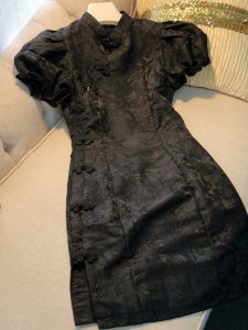 Embroidered Black Bubble Sleeve Cheongsam Style Dress for Young Women Retro Chinese Style Short Length Polyester Material