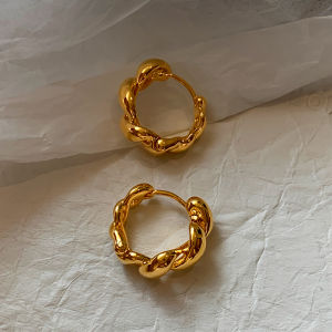 Retro Gold And Silver Twist Hoops Earrings Women Luxury Sensation Ear Cuffs Simple Circle Earring Women Autumn Fashion Jewelry