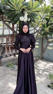 ชุดแรรชออกงานป้าซาร่าแต่งเลื่อมมุกรุ่น13/10