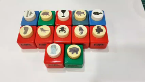 CARL CARLACRAFT SHAPE PUNCHER CLEARANCE STOCK BIG SIZE (4.5CM X 5.3CM)