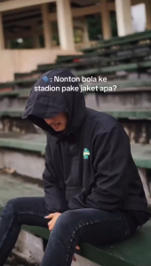 Jaket Parasut Resleting Anti Air Pria & Wanita