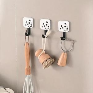 Móc Treo Hình Gấu Trúc 3D Dễ Thương Không Cần Khoan Chịu Lực Mạnh Dán Tường Dùng Cho Nhà Ở Phòng Khách Phòng Tắm