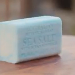 Australian Botanical Soap Tea Tree & Sage 200g | Natural Antibacterial Body Soap Bar | Purifying & Refreshing Cleanse | Gentle Cleansing with Plant Oils | Made in Australia