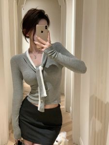 Áo Thun Nữ Cổ Chữ V Dài Tay Ngắn Ôm Vừa Vặn Thời Trang Thu Đông Ngọt Ngào Ngọt Ngào Chất Liệu Cotton Thường Ngày