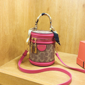 Popular retro rice barrel women all kinds of senior sense FVK barrel bag carrying shoulder messenger bag classic style