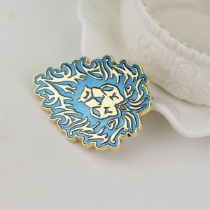 ZRM แฟชั่นเกม World Of Warcraft Tribal โลโก้ Pins Alliance Horde WOW Badge เข็มกลัดสําหรับผู้หญิงผู้ชายของขวัญเพื่อนเครื่องประดับ