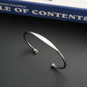 Silver Titanium Steel Full Sky Star Bracelet Womens High-End Zirconia Plain Ring Hand Jewelry Non-Fading Bracelet New Model