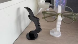 Minimalist Human Profile Eyeglass Holder 3D Printed Side Face Stand for Glasses Fun Practical Desk Line Art Decor Ornament