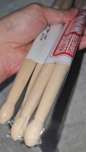 Stik Drum Bahan Kayu Maple Premium Tanpa Sambungan 1 Set Isi 2 Pcs Stik Drum Murah Bahan Kayu Maple Awet