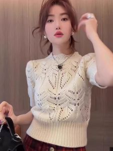 French Vintage Short Sleeve Knitted Top Womens Fashion Summer New Design Hollow out Hook Flower High-End Feeling Upper Body