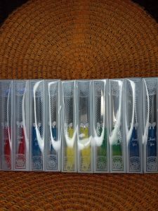 vania souvenir..souvenir pisau kecil stainlist kemasan mika isi 50 pcs barang ready cantik dan bagus