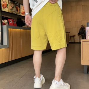 Summer New Pure Color Mens Shorts Limited Designer Style Simple Casual Sports Fashion Five-Quarter Length Straight Leg Pants