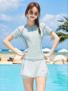XTEP | Conservative Slimming Two-piece Swimsuit Set