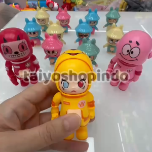 TAIYO Figur Ganti Muka Molly Gantungan Kunci Ekspresi Rotasi Ubah Wajah Face Change Keychain Figure