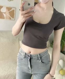 YOTTOY Trendy Crop Top Statement Black T-Shirt for Women Korean Version of Slim Short-Sleeved U-Neck Bottoming Shirt