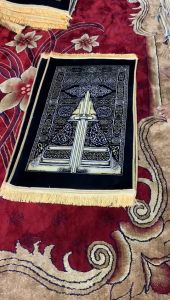 COD Sajadah Turkey Rumbai Emas Lembut dan Empuk Ukuran 110 x 70 Memiliki Anti Slip Bagian Belakang motif bunga