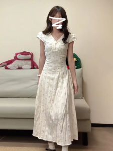 HUIFUXUAN | French Style White V-Neck Floral Dress
