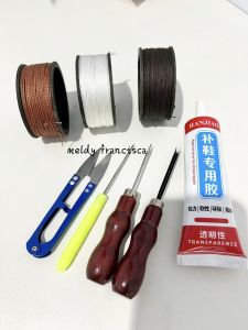 Paket Sol Sepatu isi 8 - 3 Benang + Jarum Sol + Tusukan + Penyayat + Gunting FREE LEM