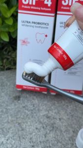 【Buy 1 get 1 free 】FJ probiotic anti-caries toothpaste SIP-4 teeth whitening nag-aalis ng dental plaque ang sariwang hininga pinoprotektahan ang gilagid binabawasan ang amoy nagpapaputi ng ngipin pinoprotektahan ang gum tissue 100g