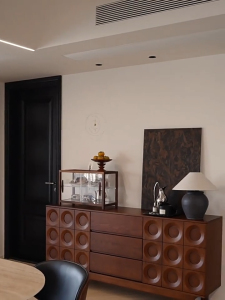 [PRE-ORDER] Brown Vintage European Luxury Sideboard Cabinet Home Furniture for Living Room-Cutlery Tool & Wine Cooler Storage