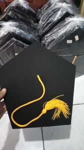 Topi Sarjana / Topi Wisuda / Topi Toga TK SD SMP DEWASA MAHASISWA READY STOK