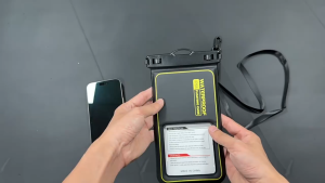 Floating Waterproof Phone Pouch- IPX8 Waterproof Phone Up to 7.2"