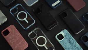 [ iPhone 16 Pro Max / 16 Pro ] ZAGG Denali Snap Kickstand - MagSafe Compatible