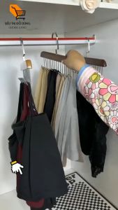 Móc Treo Đồ 8 Móc Thông Minh Tiện Lợi Tiết Kiệm Diện Tích Cho Ngăn Tủ Của Bạn