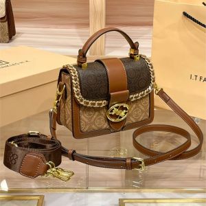 Vintage Inspired Shoulder Bag For Women Luxury Leather Crossbody Bag Classic Designer Handbag With Tassels