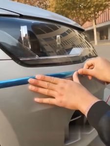 [GGJJ] คิ้ว รถยนต์ ยาว 6ม สีเงิน กว้าง 20mm ชายบันได กันรอย รถยนต์สเกียง 1 ชิ้น ติดยาง ขอบกระจก คิ้วโครเมี้ยม PVC กันรอยรถยนต์สเกียง ชายบันได ฝาท้าย กันรอย โครเมียมกันกระแทก 1 ชิ้น ติดยาง ขอบกระจก