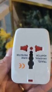 Ổ Cắm Điện Du Lịch Quốc Tế Đa Năng – Chuyển Đổi Điện Áp & Phích Cắm Tương Thích 150 Quốc Gia