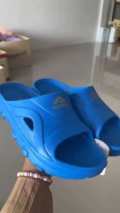 9/28 รองเท้าแตะแบบสวม ADDA แอดด้า รุ่น 52201 สี ดำ แดง ฟ้า ขาว ส้ม เหลือง เทา Size 4-10