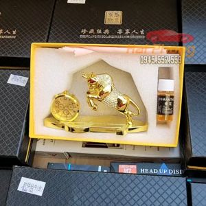Tượng trâu vàng đính đá có đồng hồ và nước hoa trang trí phong thủy nhà cửa hoặc đặt taplo ô tô