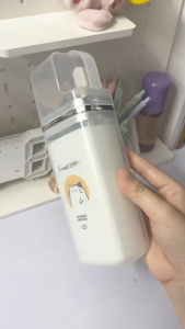 Cốc Đựng Bàn Chải 2IN1 Có Nắp Hộp Đựng Kem Đánh Răng Du Lịch Kèm Sticker Dán Dễ Thương