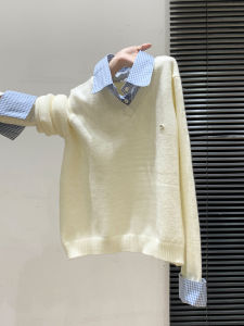 เสื้อสเวตเตอร์คอโปโลแขนยาวถักหนาสำหรับผู้หญิงในฤดูใบไม้ร่วงและฤดูหนาว ทรงหลวม ปกโปโล แขนยาว 2 ชิ้นปลอม