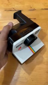 VINTAGE POLAROID LAND CAMERA 1000
