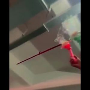 23-hole Bubble Machine Sunflower Bubble Stick Electric Outdoor Parent-Child Interactive Summer Kids Toys Bubble Maker