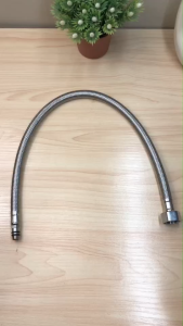 สายก๊อกน้ำ อุปกรณ์สายก๊อกน้ำ สายก๊อกน้ำสแตนเลส สายต่อก๊อกน้ำ อะไหล่ต่อก๊อกน้ำ ชุดอุปกรณ์เตียงสระผม สายยาว 50 ซม. ตรงปก ส่งเร็ว