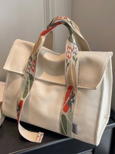 Casual Canvas Tote Bag Womens Versatile Shoulder Crossbody Bag Fashionable Popular New Style Magnetic Buckle Closure Soft Polyester Lining