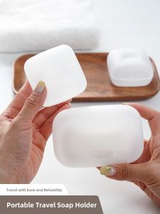 Portable Travel Handmade Soap Dish Sealed with Lid Soap Box for Business Trips And Vacations Simple Design Bathroom Storage