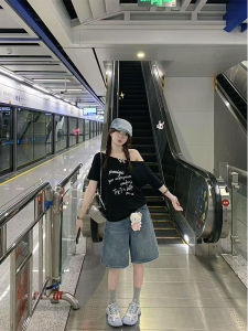 Off-shoulder Letter Print Casual T-shirt